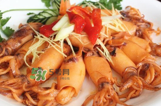 魷魚仔怎么清洗圖解？小魷魚怎么清洗？