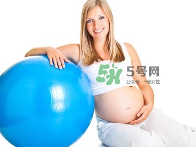 順產(chǎn)前做什么運(yùn)動(dòng)生得快？順產(chǎn)前吃什么有助分娩？