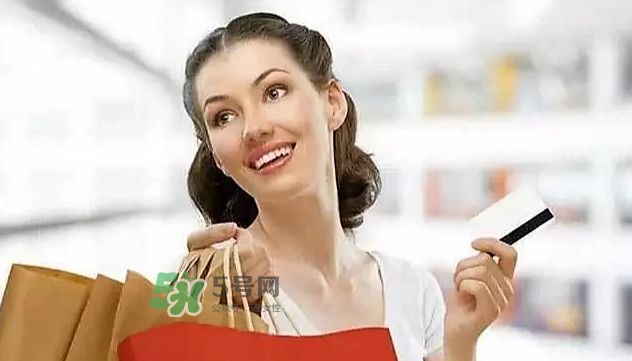 生孩子會(huì)遇到尷尬的事情有哪些？生孩子會(huì)變老嗎？