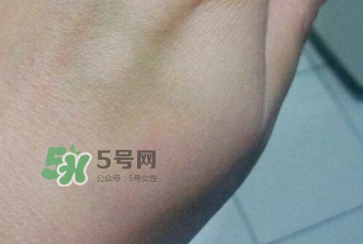 韓后茶蕊嫩白液怎么用？韓后茶蕊嫩白液用法