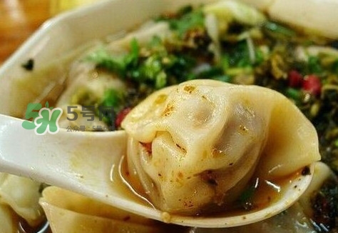 抄手是餛飩嗎？餛飩和抄手有什么區別