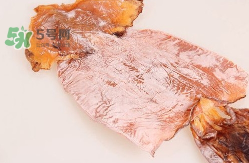 魷魚(yú)干能帶上飛機(jī)嗎？魷魚(yú)干可以放冰箱嗎