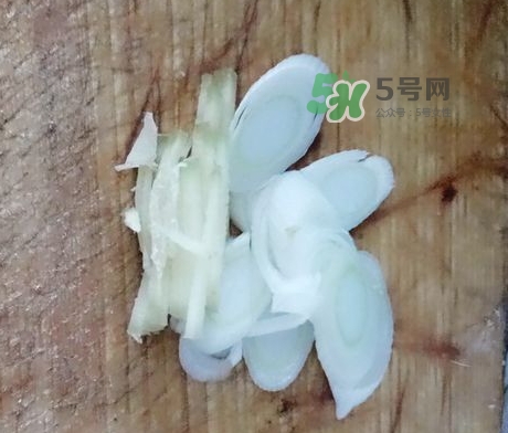 蜂蛹怎么保存？蜂蛹怎么做好吃？