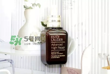 小黑瓶和小棕瓶可以一起用嗎？小棕瓶和小黑瓶哪個先用