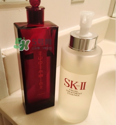 神仙水和紅色蜜露哪個(gè)好？神仙水和紅色蜜露對比