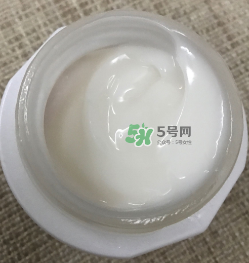 薇姿水光煥白乳霜怎么樣？薇姿水光煥白乳霜好用嗎？