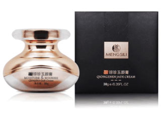 夢詩麗天璽瓊珍玉顏膏怎么樣？夢詩麗天璽膏有激素嗎？