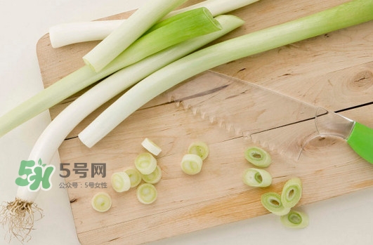 大蔥是堿性食物嗎？大蔥是酸性還是堿性？