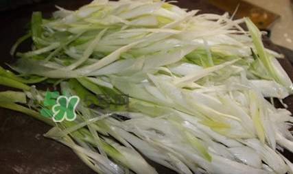 大蔥怎么切絲？大蔥怎么切好看