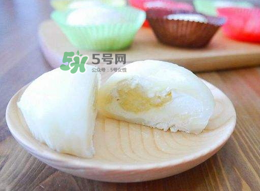 冰皮月餅粉可以做雪媚娘嗎？雪媚娘和冰皮月餅區別