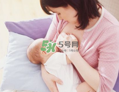 母乳喂養會乳糖不耐受嗎？母乳喂養會過度喂養嗎？