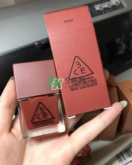 小編推薦秋冬必敗土色指彩！摩登先生、3CE都榜上有名