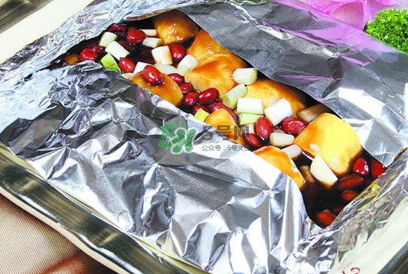 錫箔紙用哪一面？錫箔紙有正反面嗎