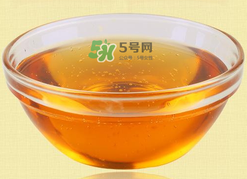 月餅為什么要用轉(zhuǎn)化糖漿？做月餅的轉(zhuǎn)化糖漿是什么？