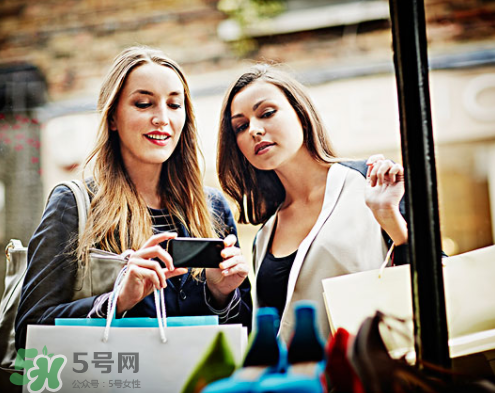 低血糖跟貧血一樣嗎？低血糖跟貧血有什么區(qū)別？