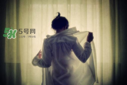 男性成人用品有害嗎？男性成人用品應(yīng)該怎樣使用？