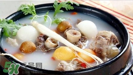 孕婦喝鯽魚(yú)湯上火嗎？孕婦喝鯽魚(yú)湯會(huì)發(fā)胖嗎？