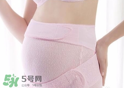 妊娠紋什么時候變白？妊娠紋產品什么時候用？
