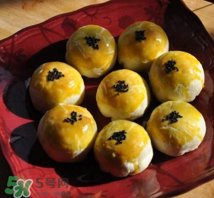 吃蛋黃酥會胖嗎？減肥可以吃蛋黃酥？