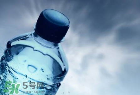 凈化水是酸性還是堿性？凈化水是小分子水嗎