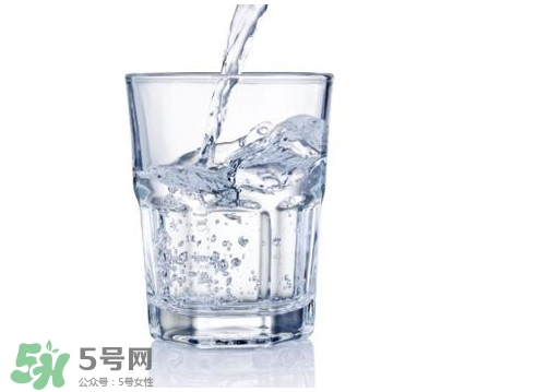 凈化水是酸性還是堿性？凈化水是小分子水嗎