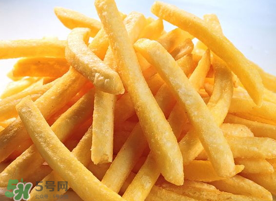 薯條可以用微波爐加熱嗎？薯條怎么加熱？