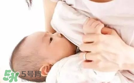 要上班了寶寶吃母乳怎么辦？要上班了寶寶不吃奶瓶怎么辦？