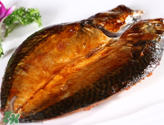 青魚和草魚哪個(gè)好吃？青魚和草魚的區(qū)別