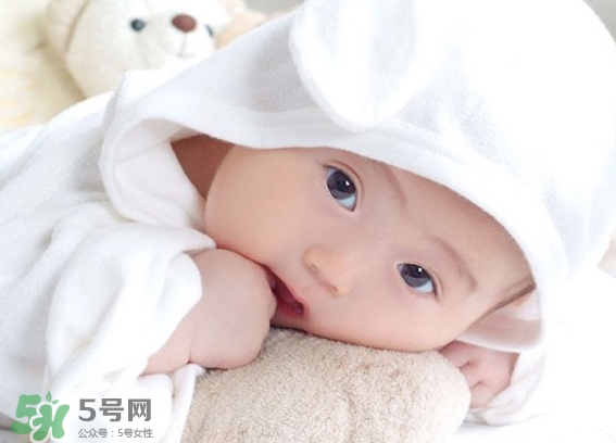 臍疝是什么？臍疝對寶寶有什么影響？