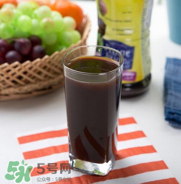 西梅汁怎么喝治便秘？便秘吃什么最快排便？