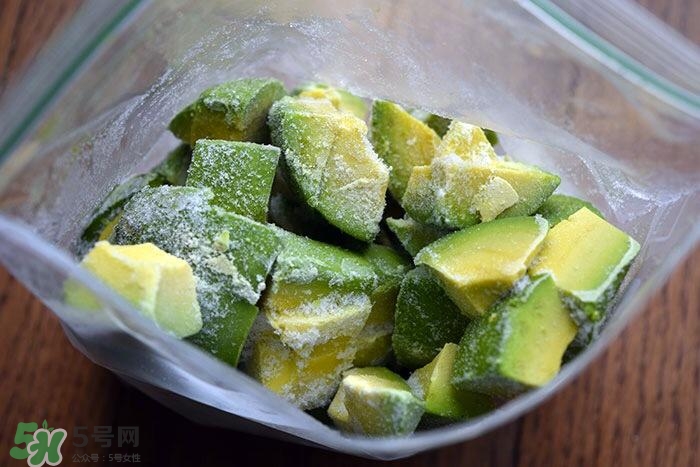 牛油果隔夜了還能吃嗎？牛油果可以冷凍保存嗎？
