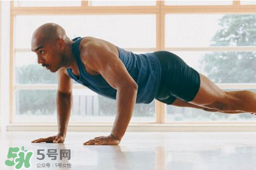 波比跳能減肚子嗎？波比跳做多少能減脂？