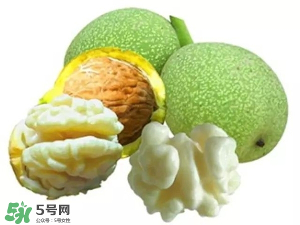 新鮮核桃怎么吃？新鮮核桃怎么給寶寶吃？