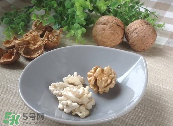 新鮮核桃怎么吃？新鮮核桃怎么給寶寶吃？