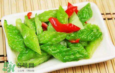 什么泡水喝能清熱降火？清熱降火吃什么？