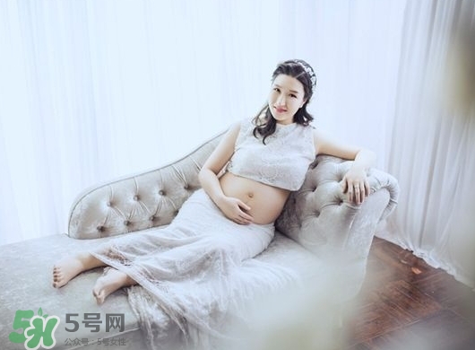 孕婦坐火車需要證明嗎？孕婦坐火車吃什么？