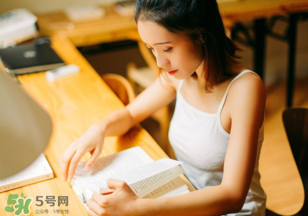 乳腺炎不發燒能喂奶嗎？乳腺炎輸液能喂奶嗎?