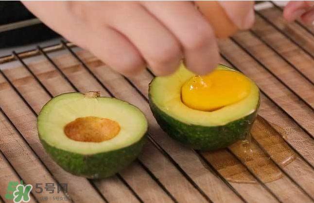 牛油果可以煮熟吃嗎？吃牛油果會(huì)長(zhǎng)胖嗎？