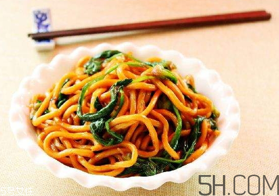 炒面為什么會(huì)粘鍋？炒面怎么不粘鍋？