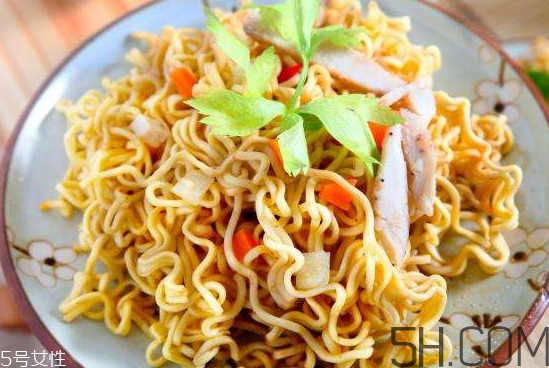 炒面為什么會(huì)粘鍋？炒面怎么不粘鍋？