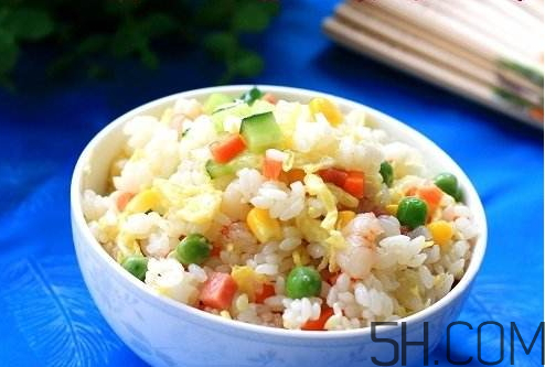 蛋炒飯怎么加熱？蛋炒飯微波爐加熱多久？