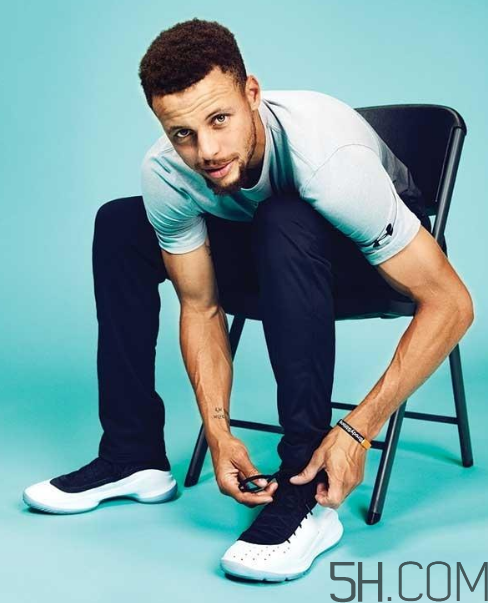 under armour curry 4鞋碼偏小嗎？庫里第四代戰靴尺碼怎么選？