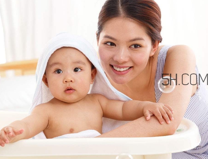 試管嬰兒有什么風(fēng)險(xiǎn)？試管嬰兒長(zhǎng)大后的弊端