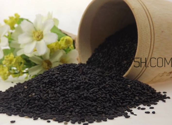 黑芝麻清洗掉色正常嗎？黑芝麻有黑色素嗎？