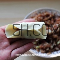 餃子和面用熱水還是冷水？餃子和面要醒多長(zhǎng)時(shí)間？