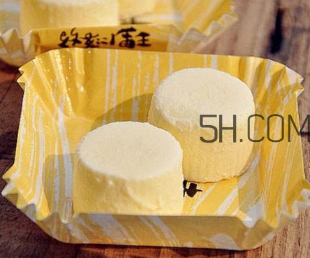 如何用牛奶自制淡奶油？淡奶油開封后能保存多久