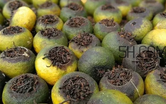 小青柑和大紅柑的區別 小青柑和陳皮普洱茶的區別