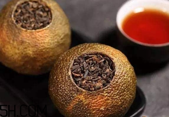 小青柑會上火嗎？小青柑整個泡和掰開泡味道有什么區別？
