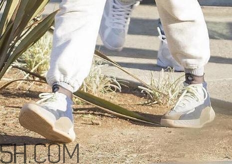 yeezy籃球鞋會發售嗎？yeezy籃球鞋實物曝光