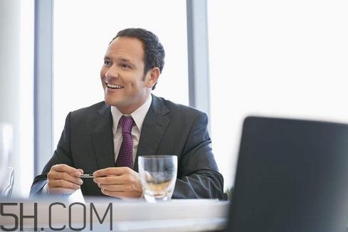 肺氣腫會(huì)傳染嗎？肺氣腫吃什么藥？